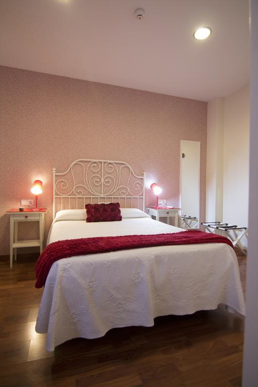 Hostal Paris San Fernando Kültér fotó